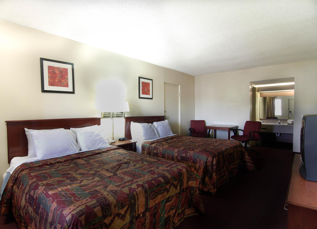M Star Norfolk Virginia Beach Room photo