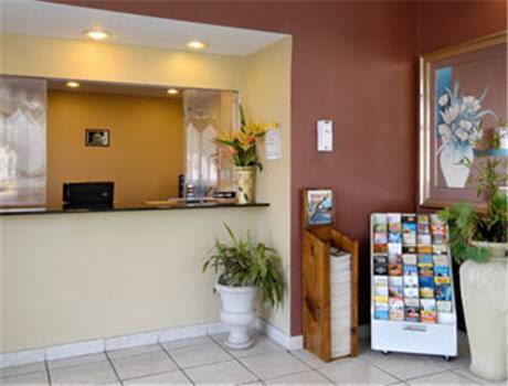 M Star Norfolk Virginia Beach Interior photo